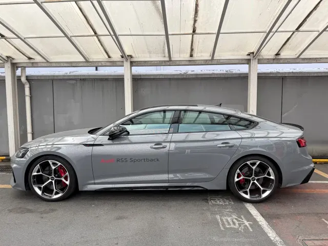 Audi RS 5 — Фото автомобиля 4