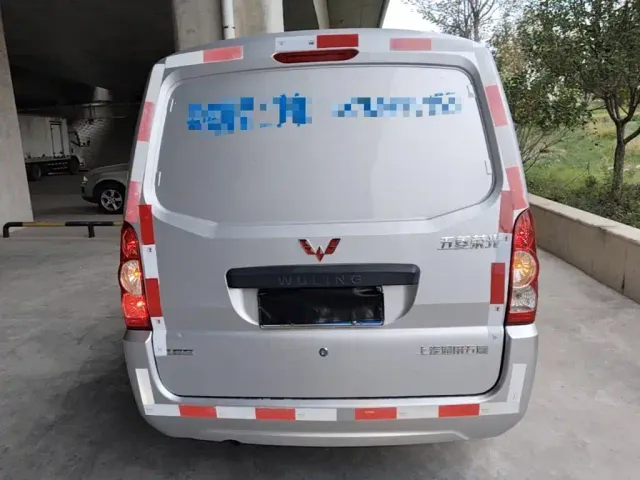 Wuling Rongguang — Фото автомобиля 5