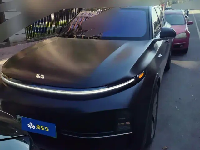 Li Auto L7 — Фото автомобиля 2