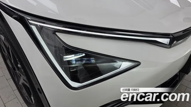 Kia EV6 — Фото автомобиля 22