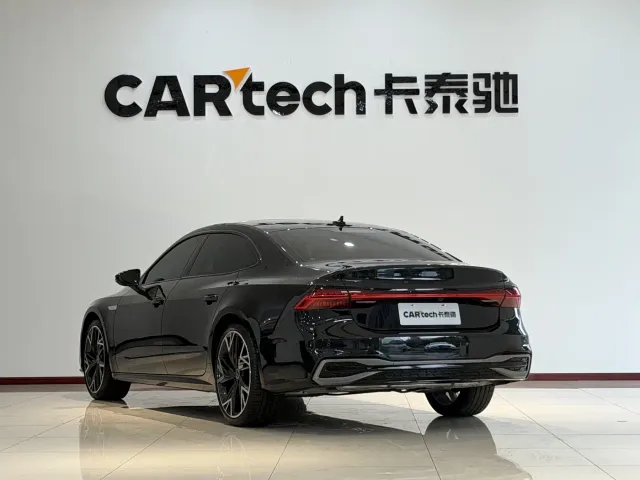 Audi A7L — Фото автомобиля 20