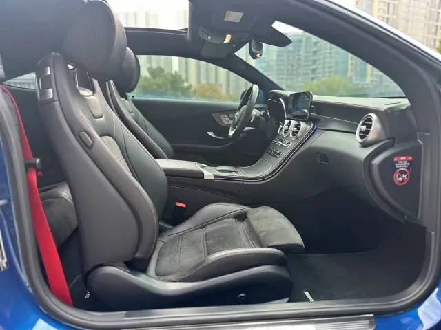 Mercedes-Benz C-Class — Фото автомобиля 5