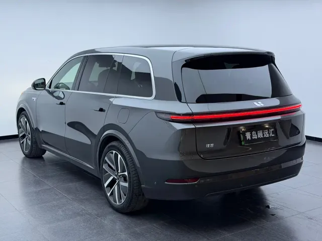 Li Auto L9 — Фото автомобиля 7