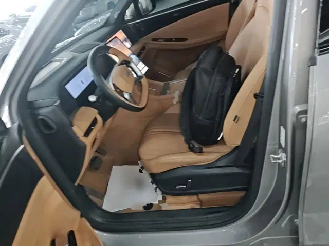 Geely Galaxy L7 — Фото автомобиля 14