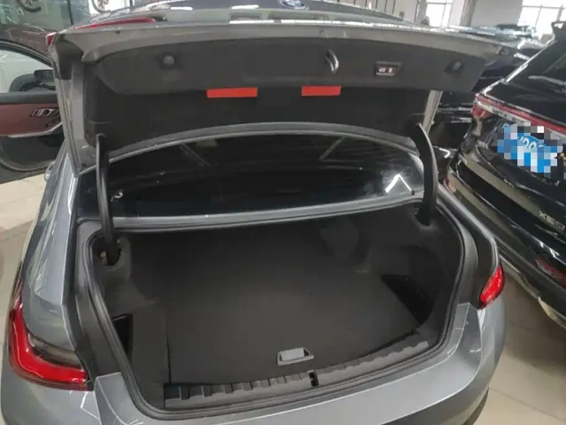 BMW i3 — Фото автомобиля 18