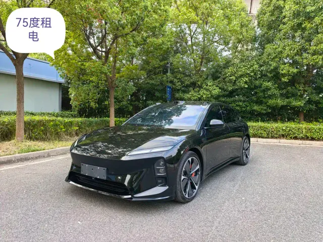 Фотография автомобиля — Nio ET5 Touring