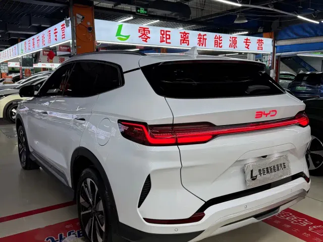 BYD Song PLUS — Фото автомобиля 5