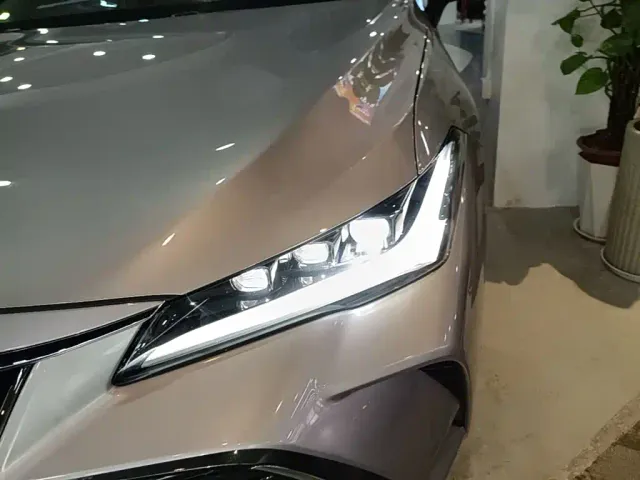 Toyota Avalon — Фото автомобиля 17