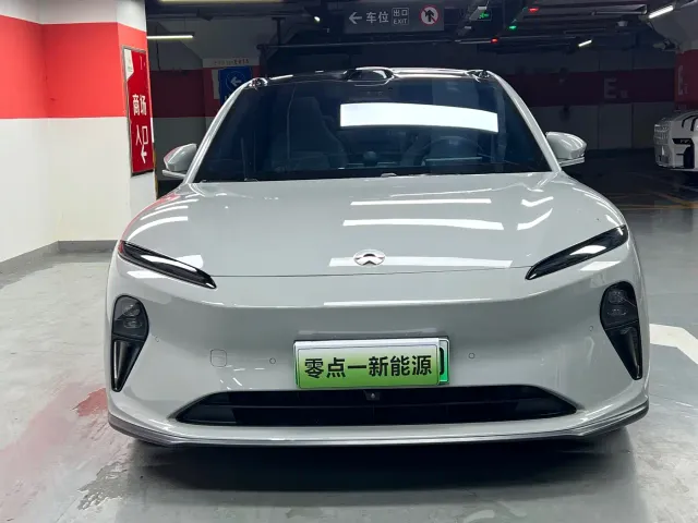 Nio ET5 Touring — Фото автомобиля 2