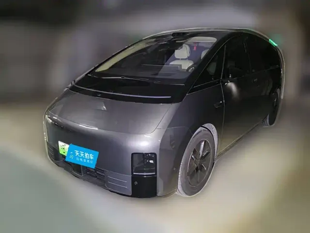 Фотография автомобиля — Li Auto MEGA