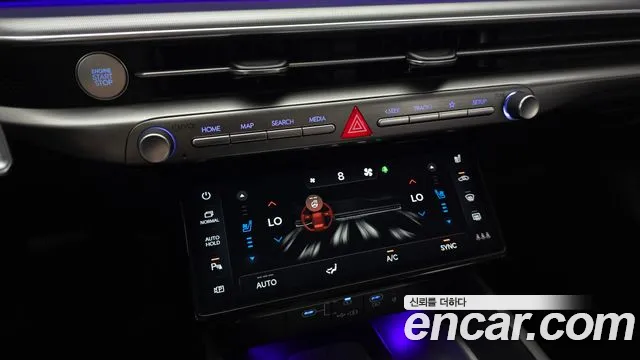 Hyundai Grandeur Grandeur (GN7) 2.5 Бензин 2WD — Фото автомобиля 17