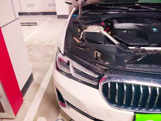 BMW 5 Series — Фото автомобиля 7