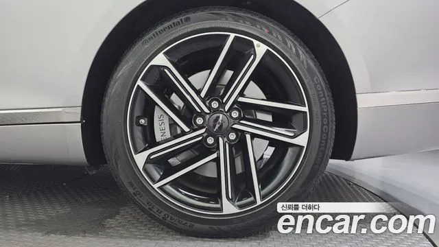 Genesis G80 Бензин 2.5 турбо AWD — Фото автомобиля 21