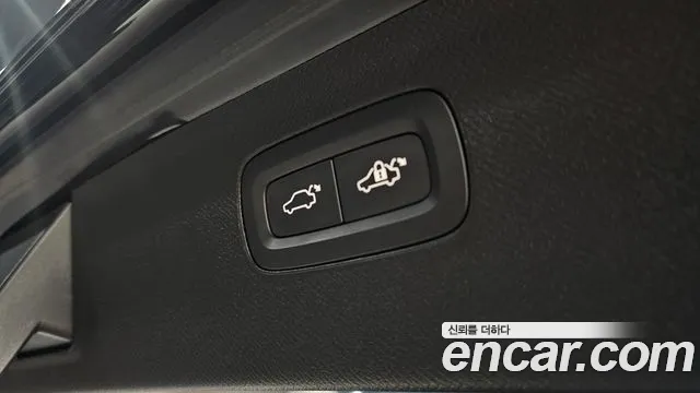 Volvo XC90 Generation 2 — Фото автомобиля 17