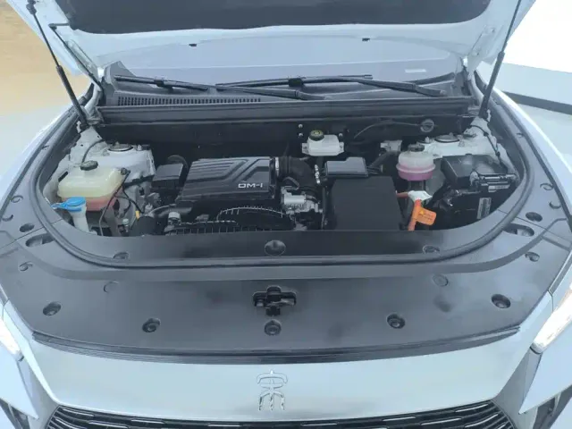BYD Song Pro — Фото автомобиля 10