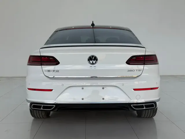 Volkswagen CC — Фото автомобиля 15