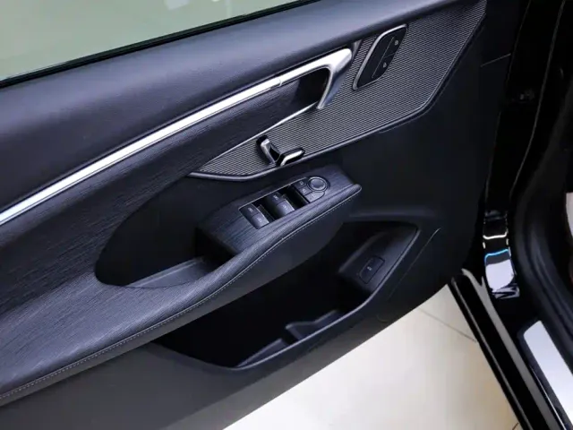 Buick LaCrosse — Фото автомобиля 18