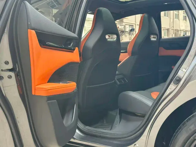 Changan UNI-V — Фото автомобиля 6