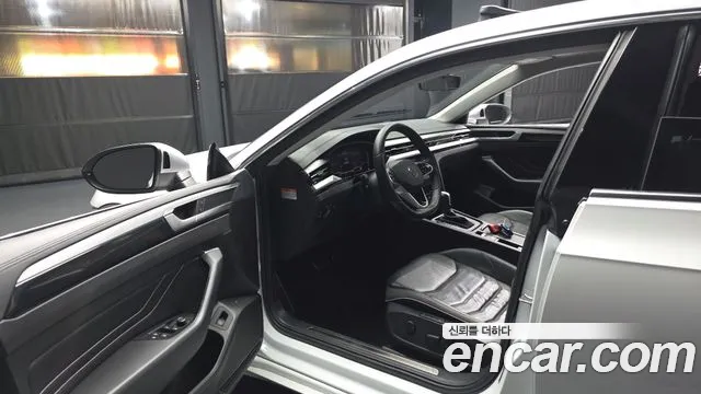 Volkswagen Arteon Arteon 2.0 TDI Prestige — Фото автомобиля 3