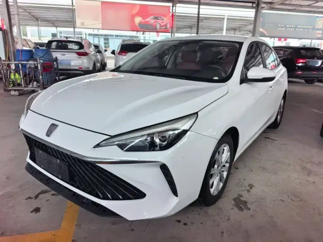Фотография автомобиля — Roewe i5
