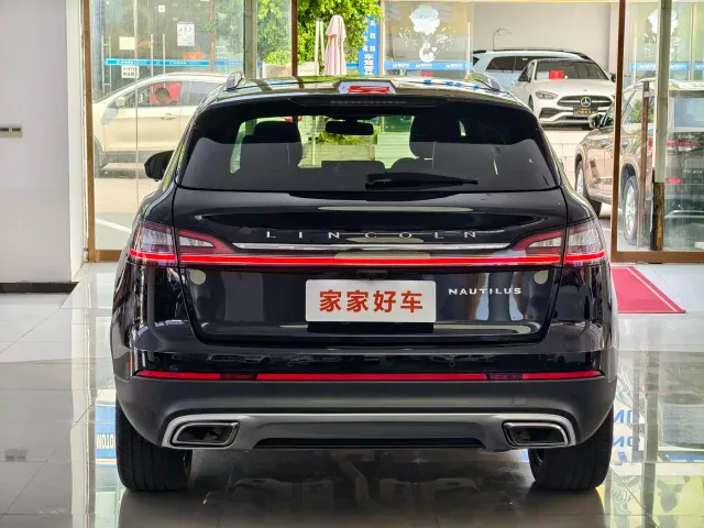 Lincoln Nautilus 2021 2.0T AWD Exclusive Edition — Фото автомобиля 16
