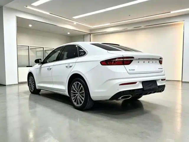 Geely Xingrui — Фото автомобиля 5