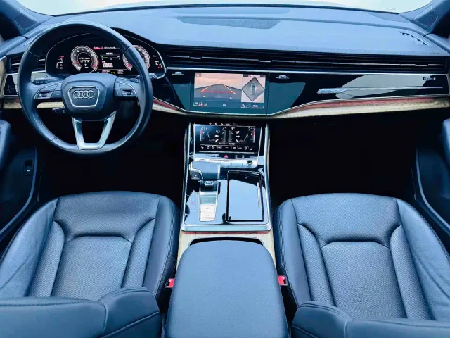 Audi Q7 — Фото автомобиля 10