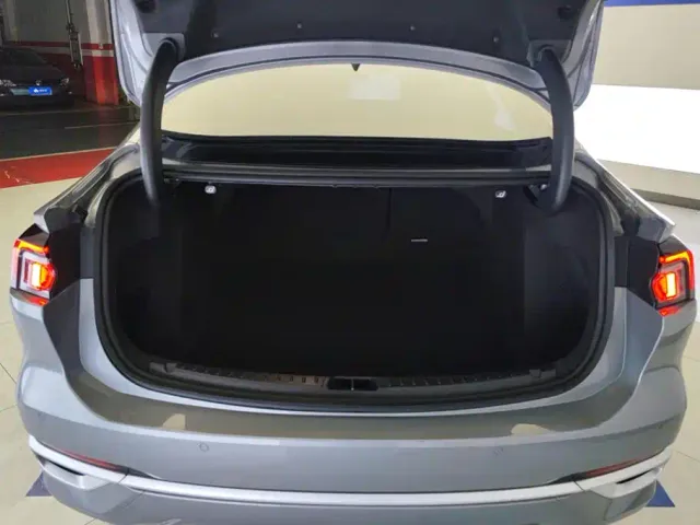 Ford Mondeo — Фото автомобиля 4