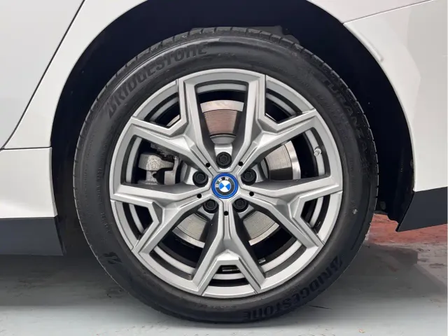BMW i3 — Фото автомобиля 13
