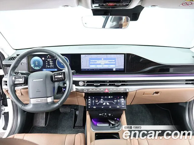 Hyundai Grandeur Grandeur (GN7) 2.5 Бензин 2WD — Фото автомобиля 14
