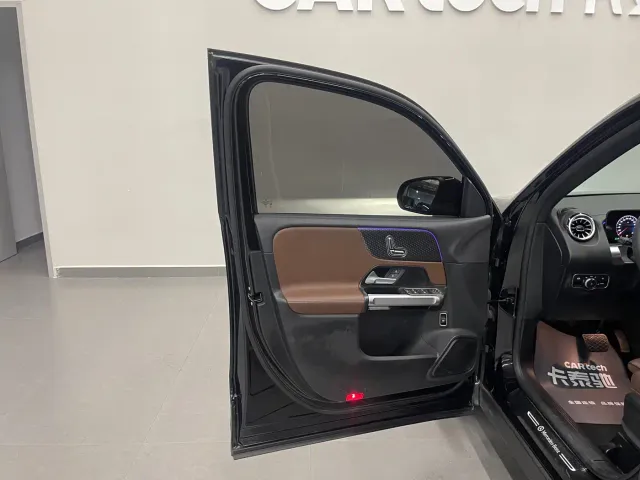 Mercedes-Benz GLB-Class — Фото автомобиля 13