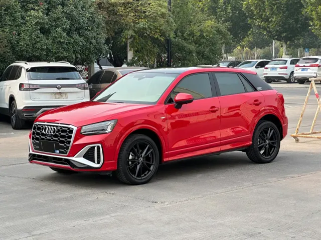 Фотография автомобиля — Audi Q2L
