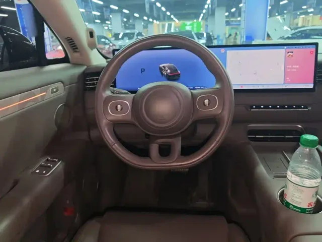 IM Motors LS6 — Фото автомобиля 14