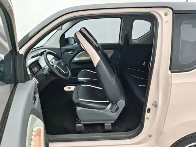 Wuling Hongguang Mini EV — Фото автомобиля 9