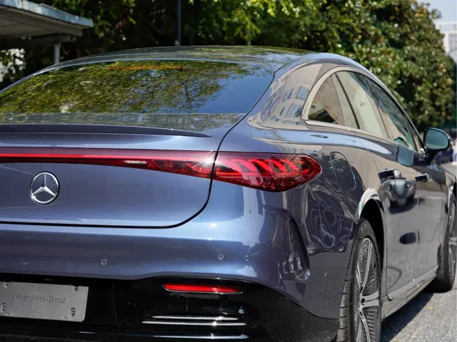 Mercedes-Benz EQS — Фото автомобиля 6