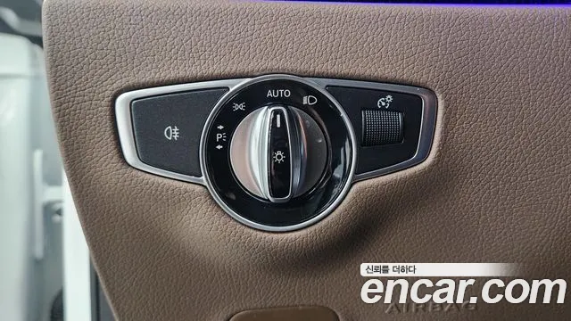 Mercedes-Benz E-Class E-класс W213 E350 4MATIC Exclusive — Фото автомобиля 20