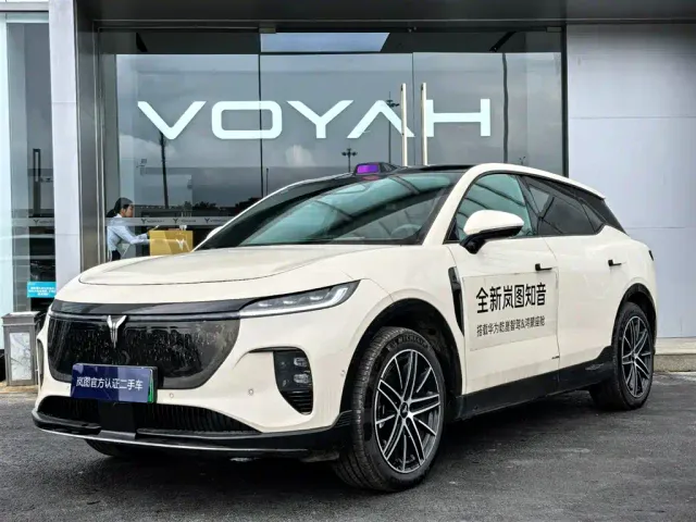 Фотография автомобиля — Voyah Zhiyin