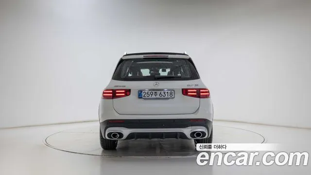 Mercedes-Benz GLB-Class — Фото автомобиля 4