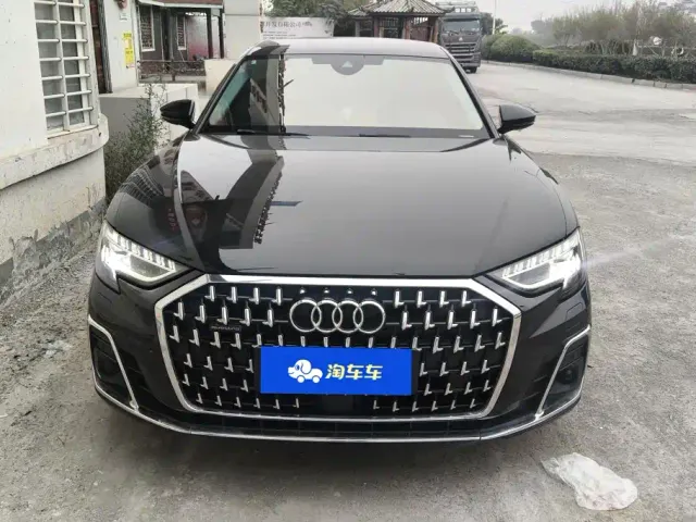 Audi A8 — Фото автомобиля 2