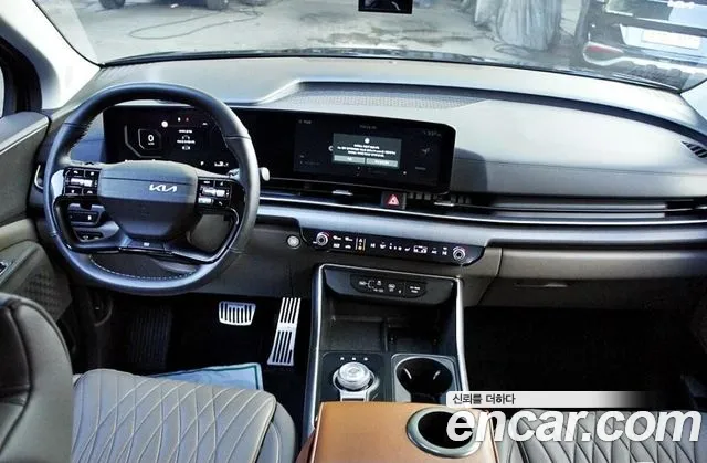 Kia Carnival 4th Gen — Фото автомобиля 5