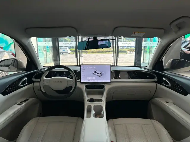 Geely Starry Wish — Фото автомобиля 7