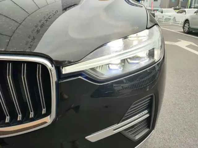 Volvo XC60 — Фото автомобиля 23