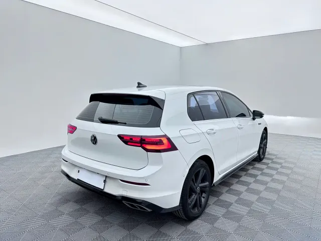 Volkswagen Golf — Фото автомобиля 6