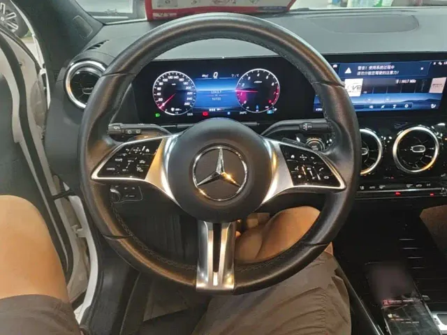Mercedes-Benz GLA-Class — Фото автомобиля 10