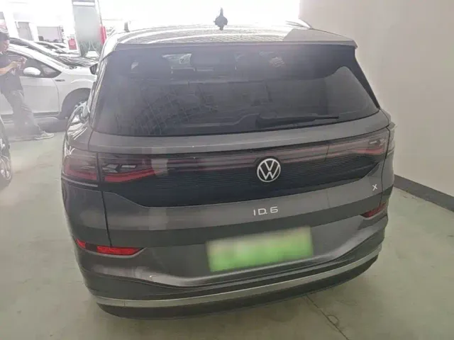 Volkswagen ID.6 X — Фото автомобиля 5
