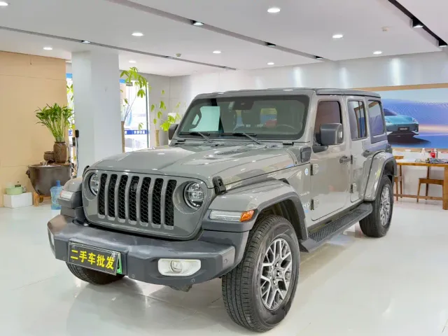 Фотография автомобиля — Jeep Wrangler 4xe