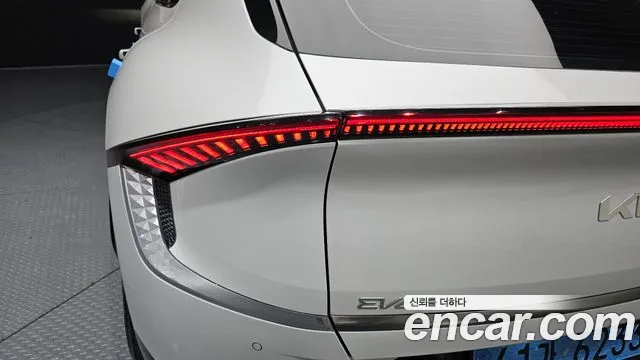 Kia EV6 Long Range — Фото автомобиля 23