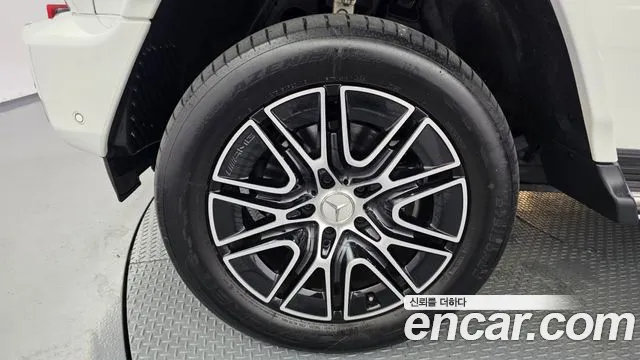 Mercedes-Benz G-Class — Фото автомобиля 3