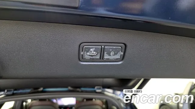 Genesis GV70 2.5T Бензин AWD — Фото автомобиля 30