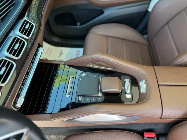 Mercedes-Benz GLE-Class — Фото автомобиля 8
